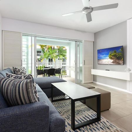 Beach Club Port Douglas Luxury Apartments Esterno foto