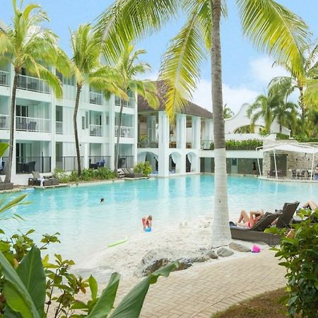 Beach Club Port Douglas Luxury Apartments Esterno foto
