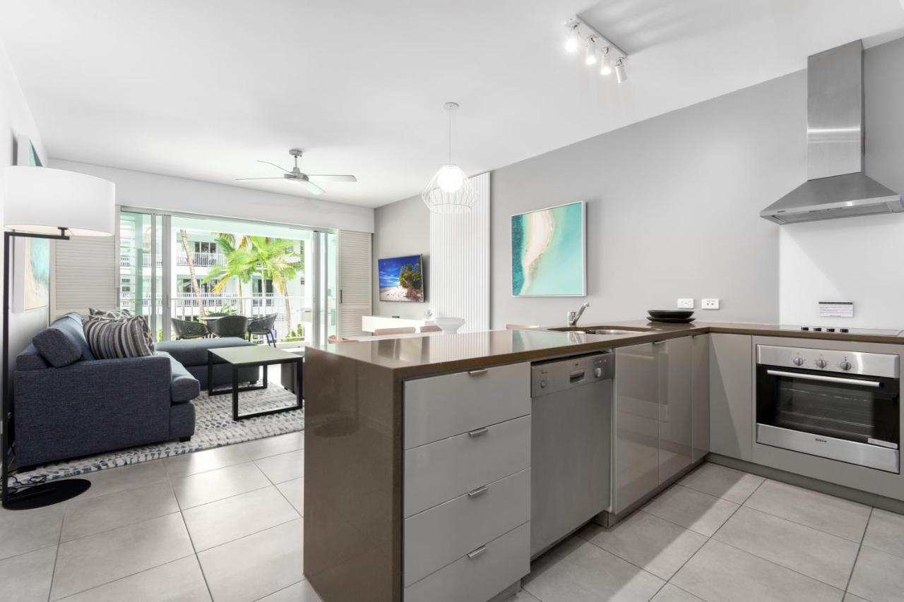 Beach Club Port Douglas Luxury Apartments Esterno foto